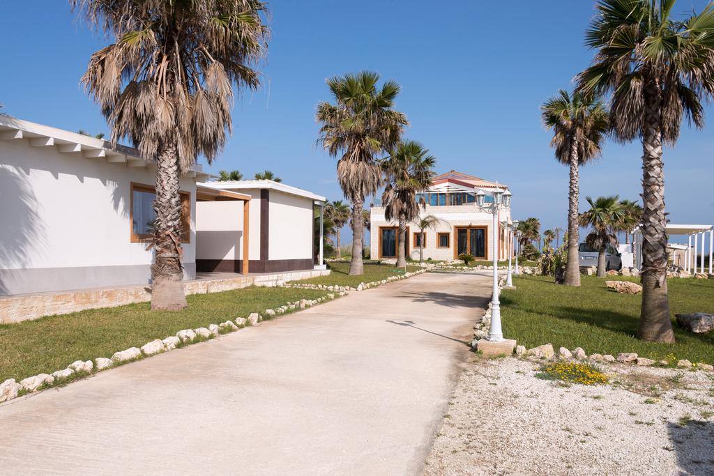 Lalena'S Garden Hotel Portopalo Di Capo Passero Ngoại thất bức ảnh